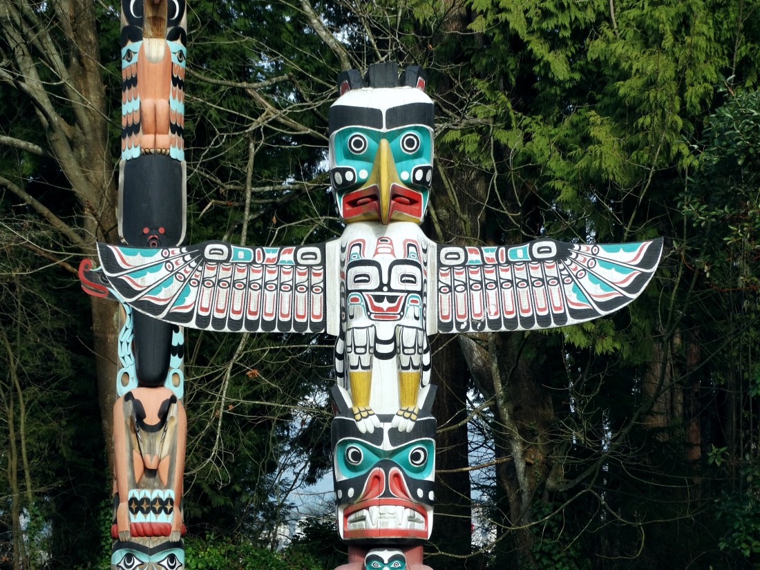 native canadian totem